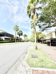 Ocean Drive (D4), Detached #495795271